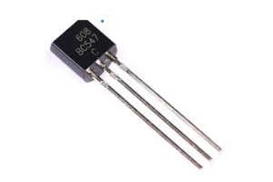 Met behulp van de BC547 -transistor in versterking en schakelcircuits