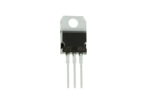 Waarom is Tip121 -transistor ideaal voor matige stroomcircuits?